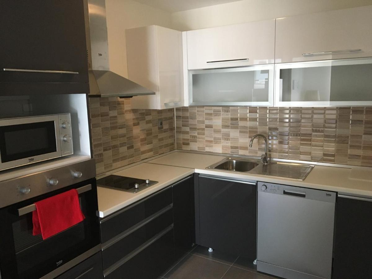 Mdm Sky Apartments Szkopje Kültér fotó