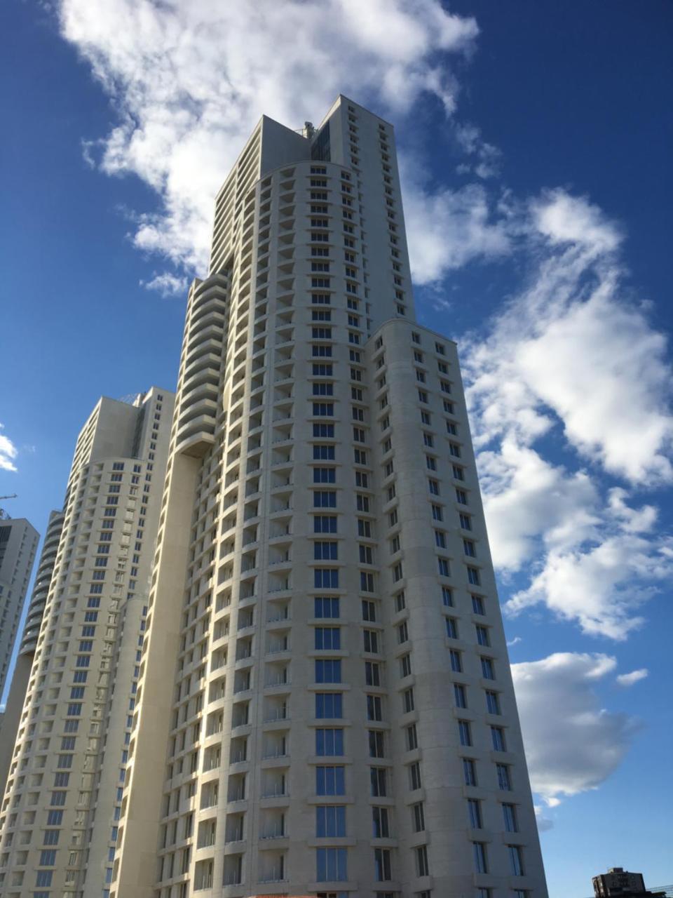 Mdm Sky Apartments Szkopje Kültér fotó